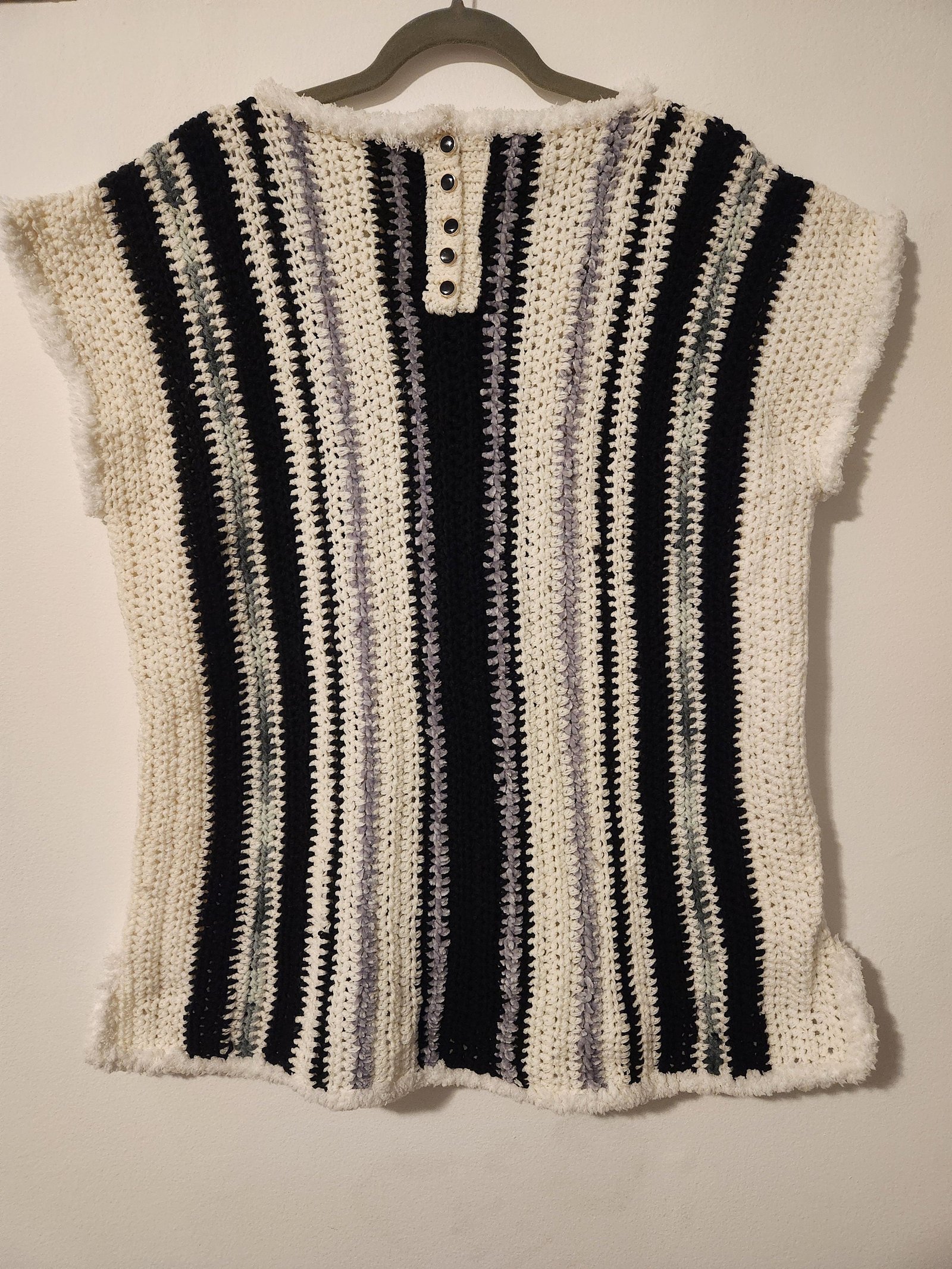 Crochet Ombre Poncho in Monochrome: African-Inspired Faux Fur Trim Kaftan; Unisex Gifts