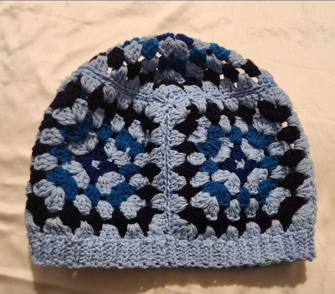 Crochet Slouchy Hat; Granny Square Gradient Unisex Cozy Beanie; Oversize fitting; Unisex Gifts