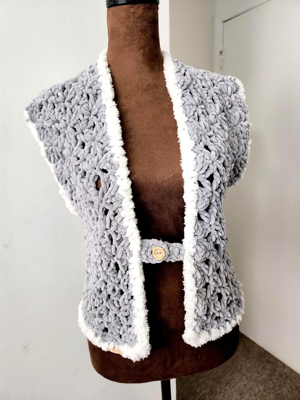 Sleeveless Velvet Handmade Crochet Crop Mesh Jacket, Soft Warm Mini Armless Furry Cardigan Vest